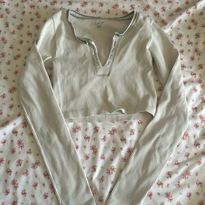 UB out from under tank top white size m/l